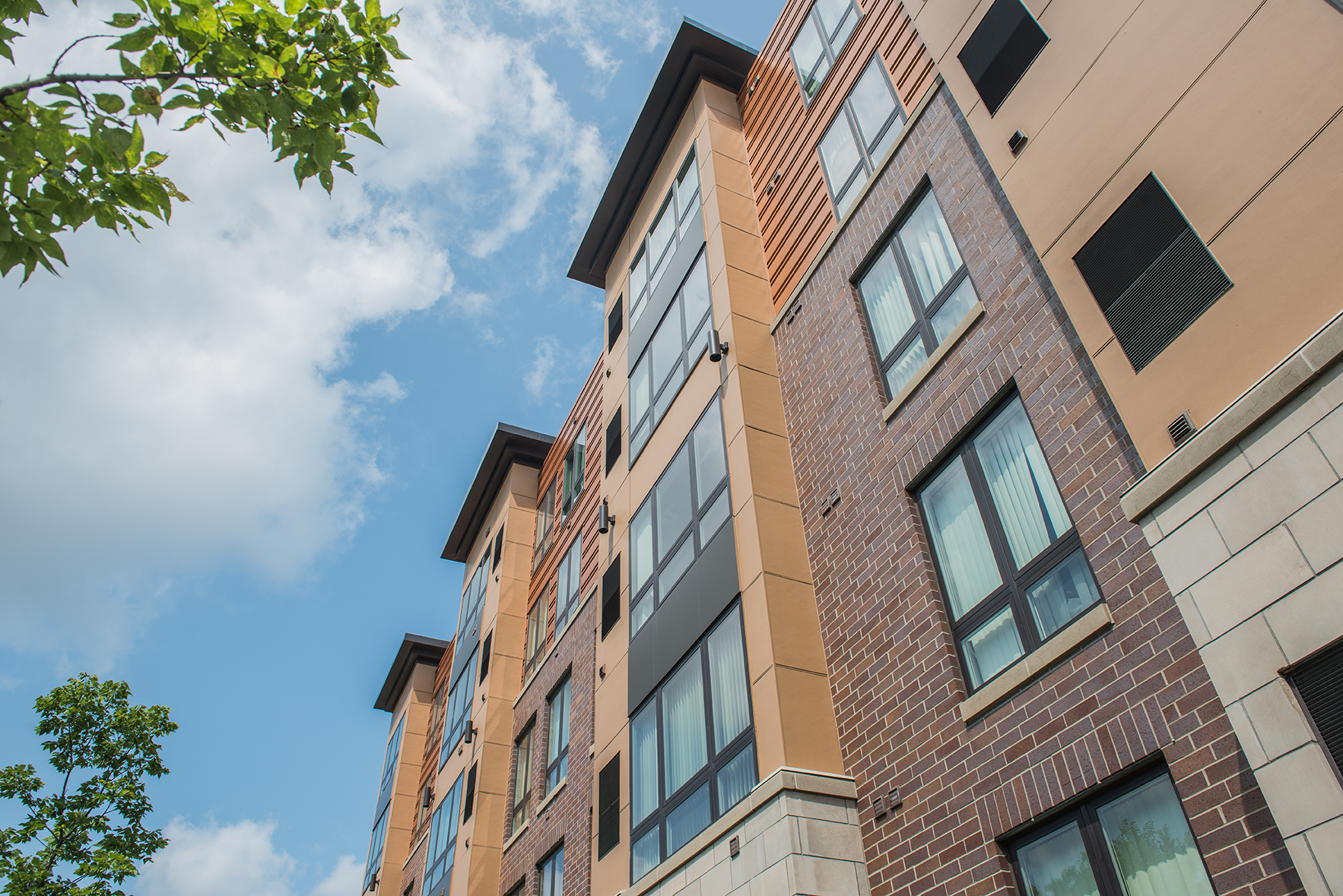 Blog vertical housing 412 lofts