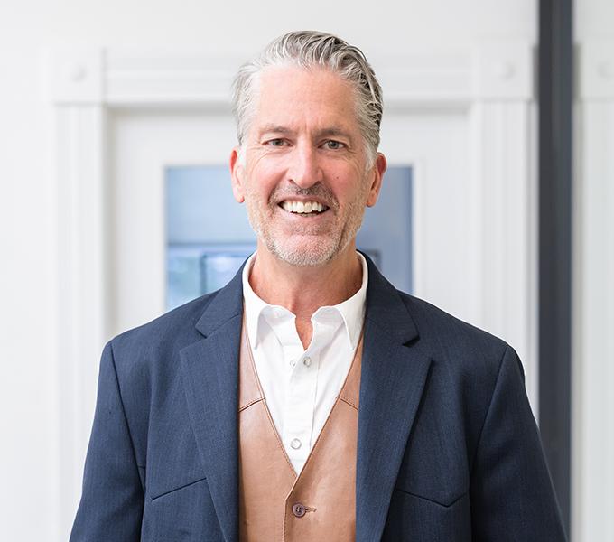 Headshot of Blair Loftis