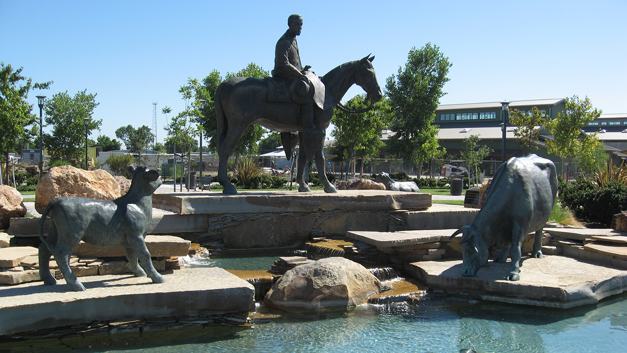 Henry Miller Plaza Fountain